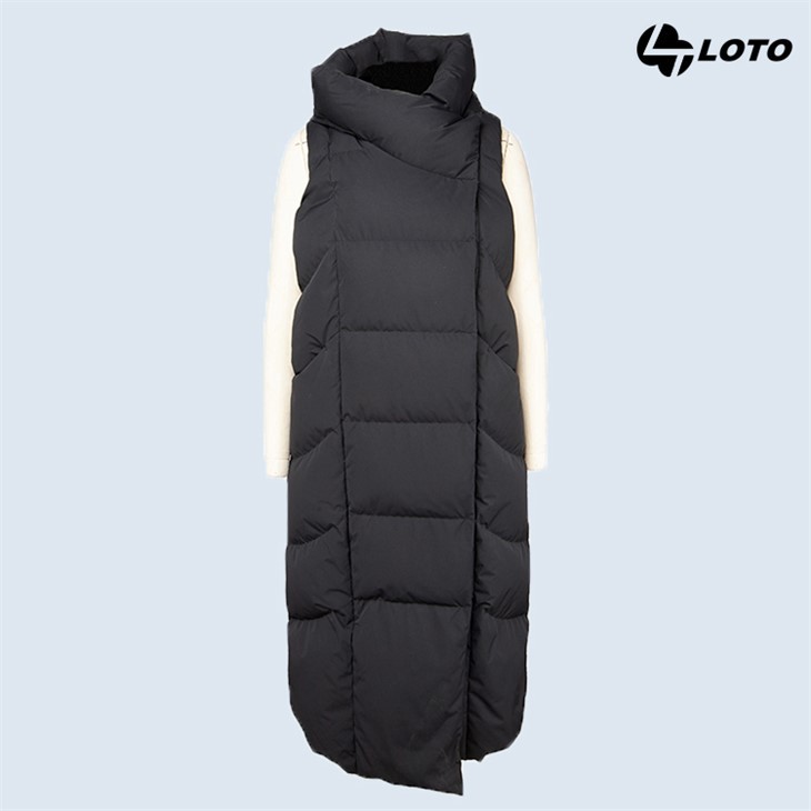 Long sleeveless puffer jacket